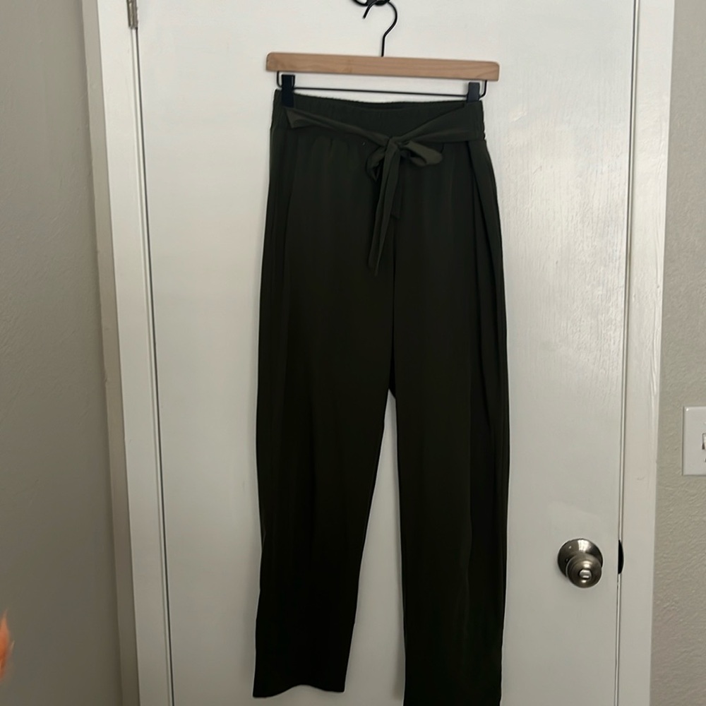 High waisted pants